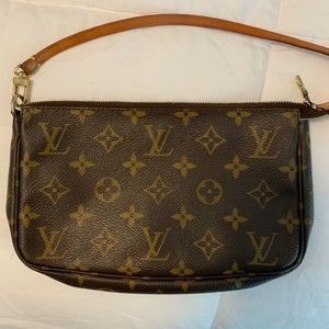 Louis Vuitton shoulder bag